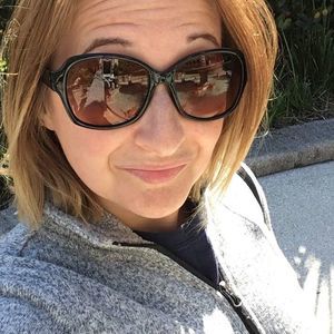 Meet your Posher, Rhonda